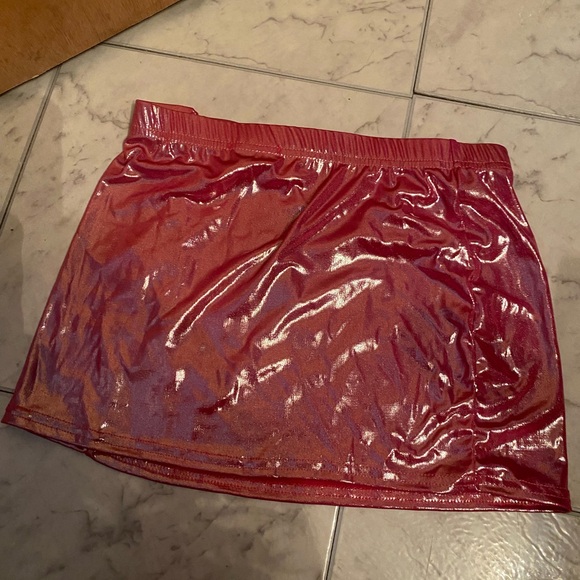 Pretty Little Thing Micro Mini Pink Metallic Mini Skirt - NWT - Picture 13 of 14